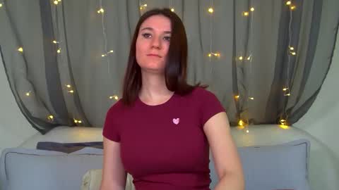 Victoria online show from 11/17/25, 06:19