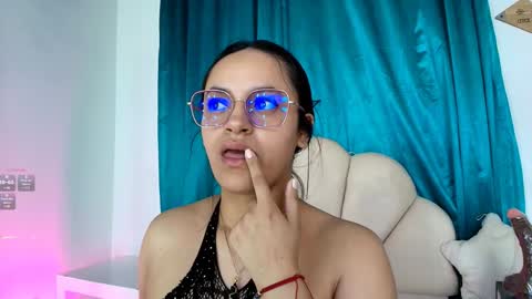 Victoria online show from 01/13/25, 11:06