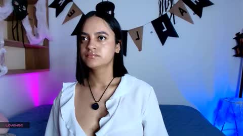 Snapshot of victoriablack_ chatting on 10/02/25, 12:01 Victoria online show from 10/02/25, 12:01