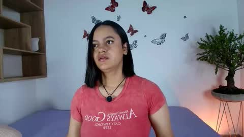 Snapshot of victoriablack_ chatting on 11/07/25, 10:59 Victoria online show from 11/07/25, 10:59