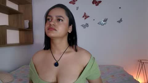 Snapshot of victoriablack_ chatting on 11/26/25, 07:26 Victoria online show from 11/26/25, 07:26