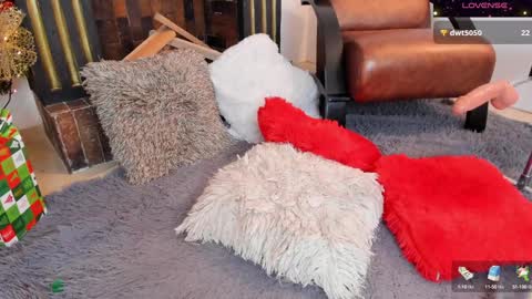 Victoria  online show from 12/11/24, 03:47