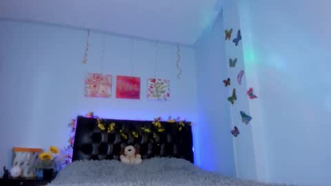 Victoria Larson - Independient Model online show from 10/10/25, 02:16