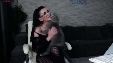 Snapshot of victoriamazze chatting on 01/30/25, 03:00 Victoria online show from 01/30/25, 03:00