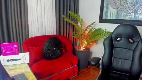 Snapshot of victoriapaker chatting on 01/12/26, 11:37 victoriapaker online show from 01/12/26, 11:37