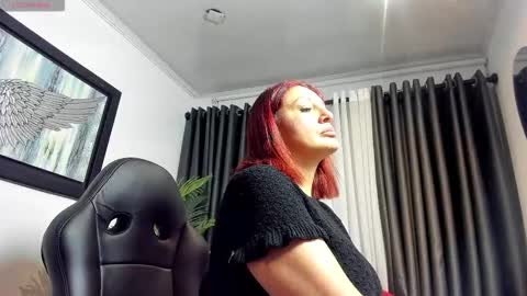 Snapshot of victoriapaker chatting on 02/06/26, 10:40 victoriapaker online show from 02/06/26, 10:40