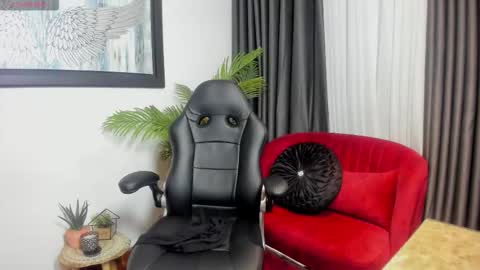 Snapshot of victoriapaker chatting on 02/13/26, 10:55 victoriapaker online show from 02/13/26, 10:55