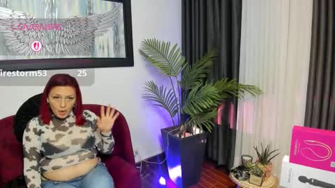 Snapshot of victoriapaker chatting on 03/11/26, 11:27 victoriapaker online show from 03/11/26, 11:27
