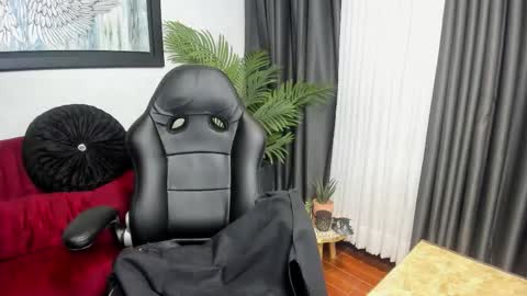 Snapshot of victoriapaker chatting on 03/14/26, 11:37 victoriapaker online show from 03/14/26, 11:37