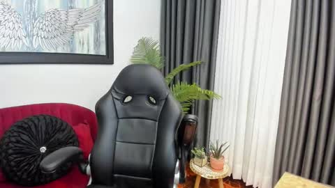 Snapshot of victoriapaker chatting on 03/24/26, 11:59 victoriapaker online show from 03/24/26, 11:59