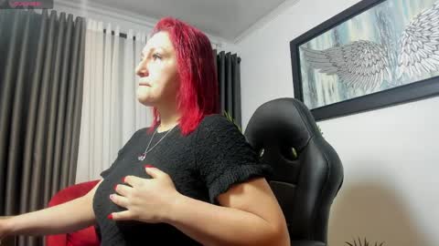 Snapshot of victoriapaker chatting on 04/01/26, 10:27 victoriapaker online show from 04/01/26, 10:27