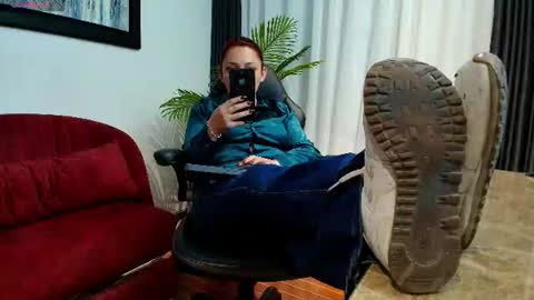 victoriapaker online show from 07/26/26, 10:44
