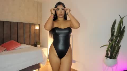 Maria Victoria online show from 02/22/25, 11:35