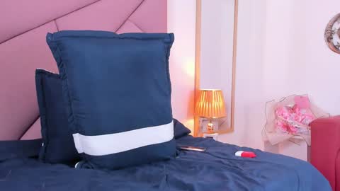 VictoriaRoss online show from 01/10/25, 03:16