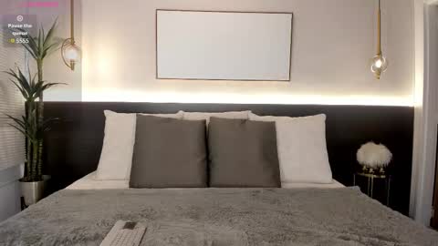 Victoria Shelby  online show from 10/05/25, 11:52