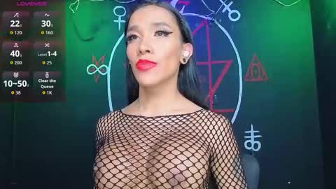 Victoria Vampire online show from 12/05/25, 01:36