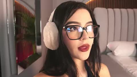 hi Im daniela  I will be online again in 15 hours after each transmission 3 online show from 12/01/25, 11:32