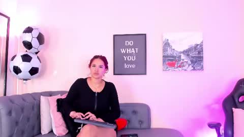 Victoriazans online show from 06/26/26, 12:20