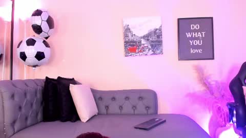 Victoriazans online show from 07/18/26, 11:36