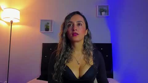 Snapshot of victoriia_rose_ chatting on 01/18/26, 02:04 victoriia_rose_ online show from 01/18/26, 02:04