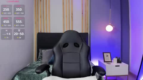 Victoria Vixen online show from 10/17/25, 09:50