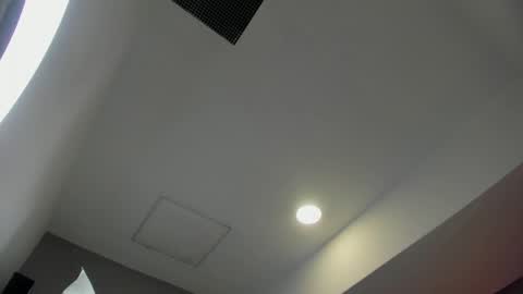 Snapshot of victoriia_vixen chatting on 04/19/26, 08:44 Victoria Vixen online show from 04/19/26, 08:44