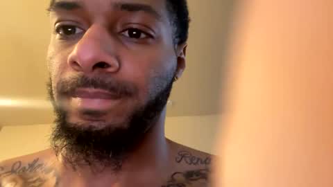 Snapshot of victoryd007 chatting on 01/22/25, 10:05 victoryd007 online show from 01/22/25, 10:05