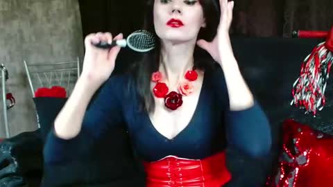 Snapshot of victoryvega chatting on 10/17/25, 04:20 VictoryVega online show from 10/17/25, 04:20