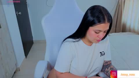 V  I C  T O R I A  online show from 06/10/26, 08:30