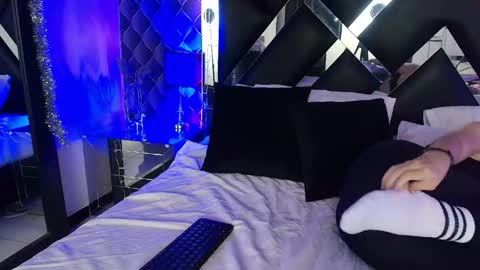 victtoria lee online show from 05/25/26, 11:33