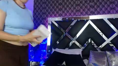 victtoria lee online show from 07/16/26, 06:58