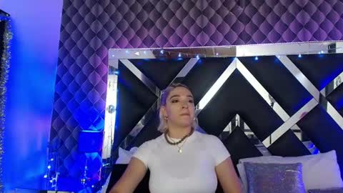 victtoria lee online show from 07/18/26, 06:56