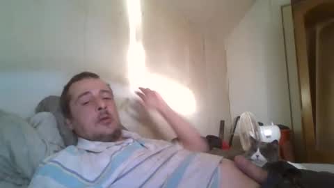 vids1977 online show from 01/12/25, 03:57