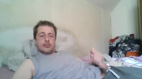 vids1977 online show from 02/26/25, 06:21