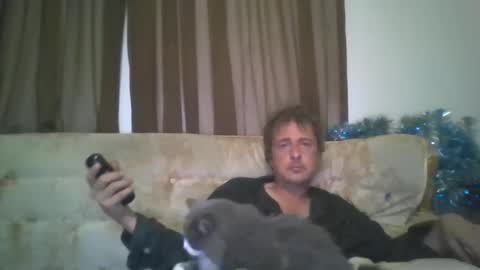 vids1977 online show from 10/13/25, 02:00