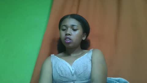 Snapshot of vierge28430 chatting on 04/25/26, 02:47 vierge28430 online show from 04/25/26, 02:47