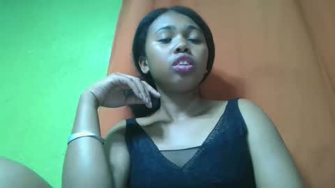 Snapshot of vierge28430 chatting on 05/01/26, 04:22 vierge28430 online show from 05/01/26, 04:22