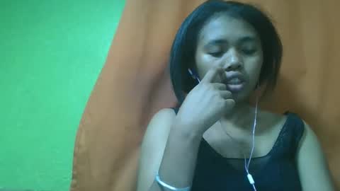 Snapshot of vierge28430 chatting on 06/03/26, 06:02 vierge28430 online show from 06/03/26, 06:02