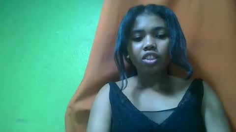 Snapshot of vierge28430 chatting on 06/07/26, 04:33 vierge28430 online show from 06/07/26, 04:33