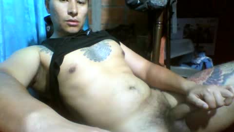 Snapshot of viernes1010 chatting on 07/21/26, 01:24 viernes1010 online show from 07/21/26, 01:24