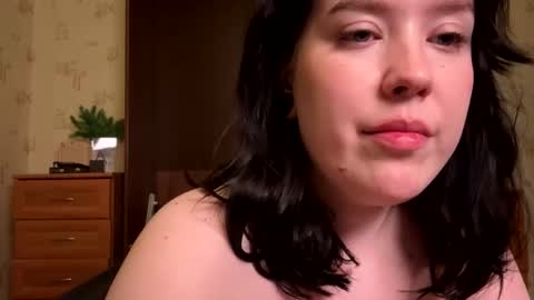 Snapshot of viesicaa chatting on 10/02/25, 06:04 viesicaa online show from 10/02/25, 06:04