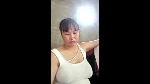 Snapshot of vietnam_sexxy chatting on 04/22/26, 03:31 vietnam_sexxy online show from 04/22/26, 03:31
