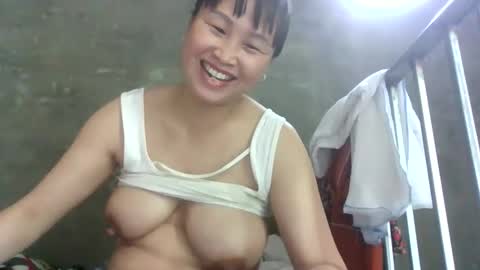 Snapshot of vietnam_sexxy chatting on 04/25/26, 03:09 vietnam_sexxy online show from 04/25/26, 03:09