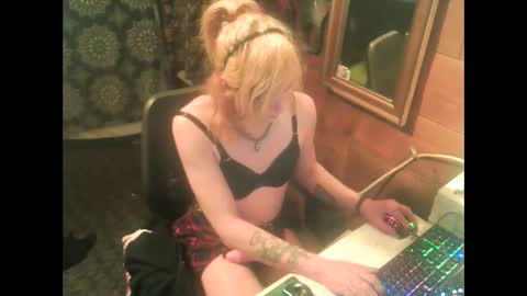 Vie ViXiiiN online show from 01/16/26, 02:15