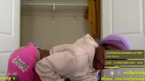 Vicky C Vicky V - Vicky C Baby Baby Vee - Schoolgurl V - V the Qween of Edging - Miss Vicky if U Nasty online show from 01/30/25, 06:43