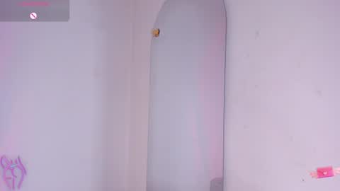Snapshot of viioleett_cum chatting on 06/11/26, 05:44 viioleett_cum online show from 06/11/26, 05:44