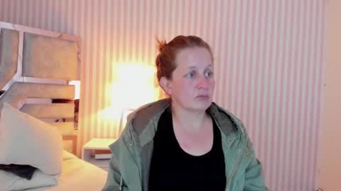 Violeta online show from 12/16/24, 12:48