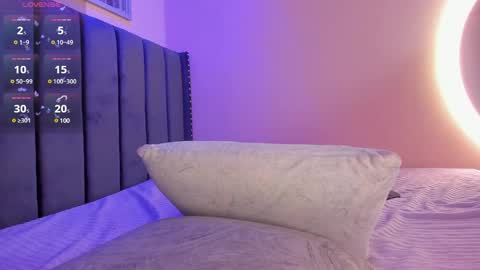 Viiolett online show from 12/13/24, 11:28