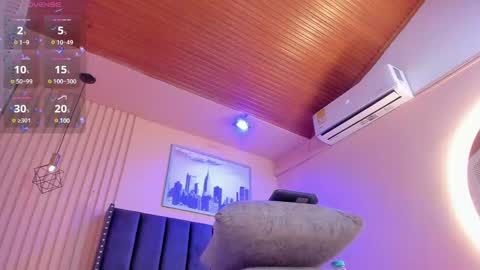 Viiolett online show from 12/29/24, 11:18
