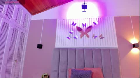 Viiolett online show from 01/05/25, 02:30
